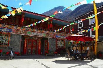 Zhao Zilong Xin Inn Jiuzhaigou Eksteriør billede
